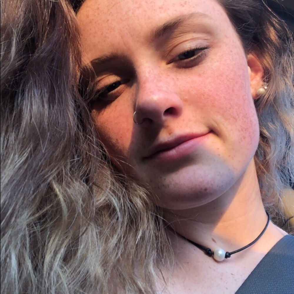 Meet your Posher, Kelly
